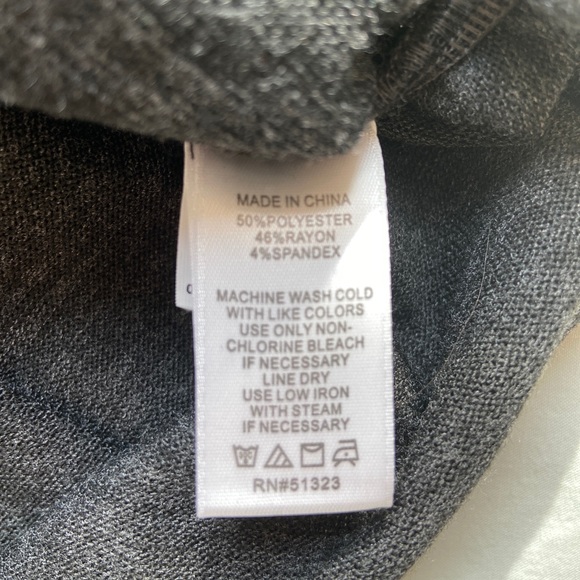 Soft ruched pullover - Picture 5 of 5